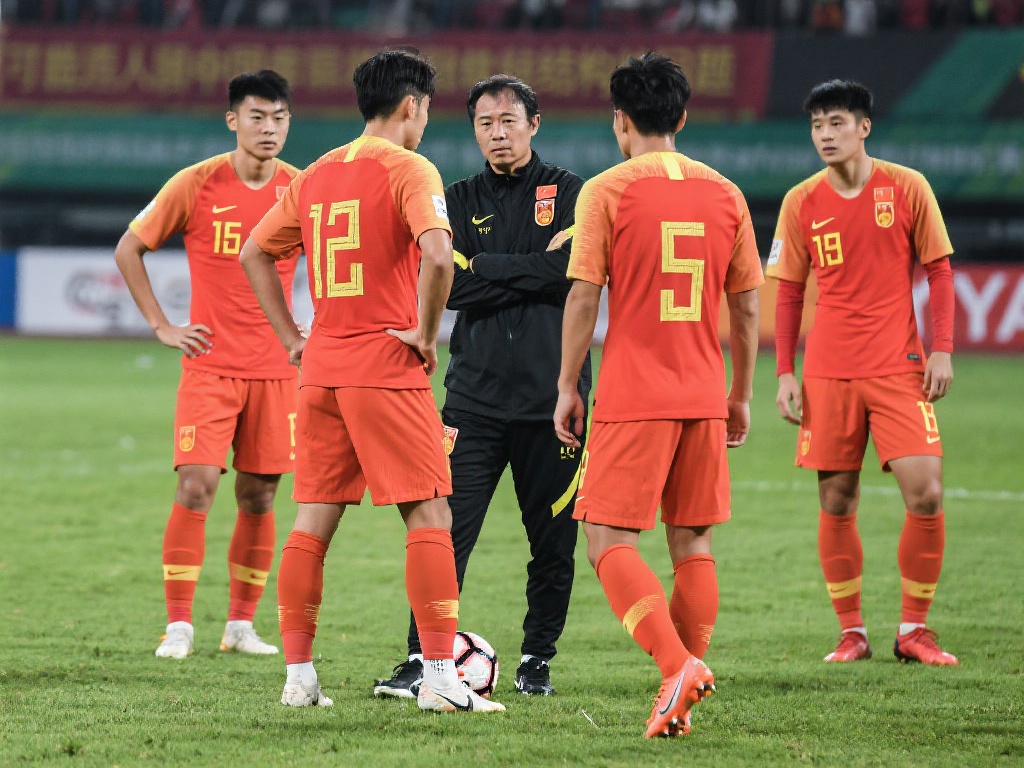 东亚杯激战：姚伟邵子钦破门，中国女足2-2战平韩国女足